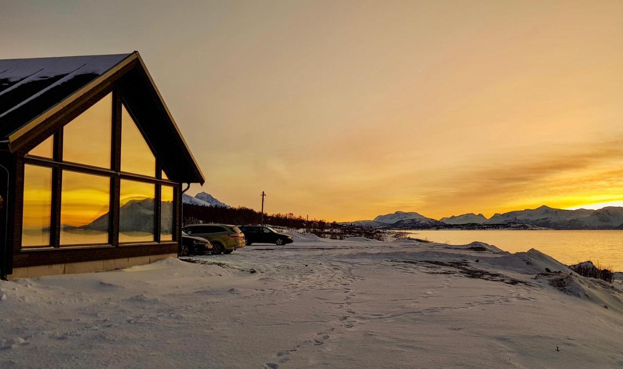Lyngen Experience Lodge Nord-Lenangen المظهر الخارجي الصورة